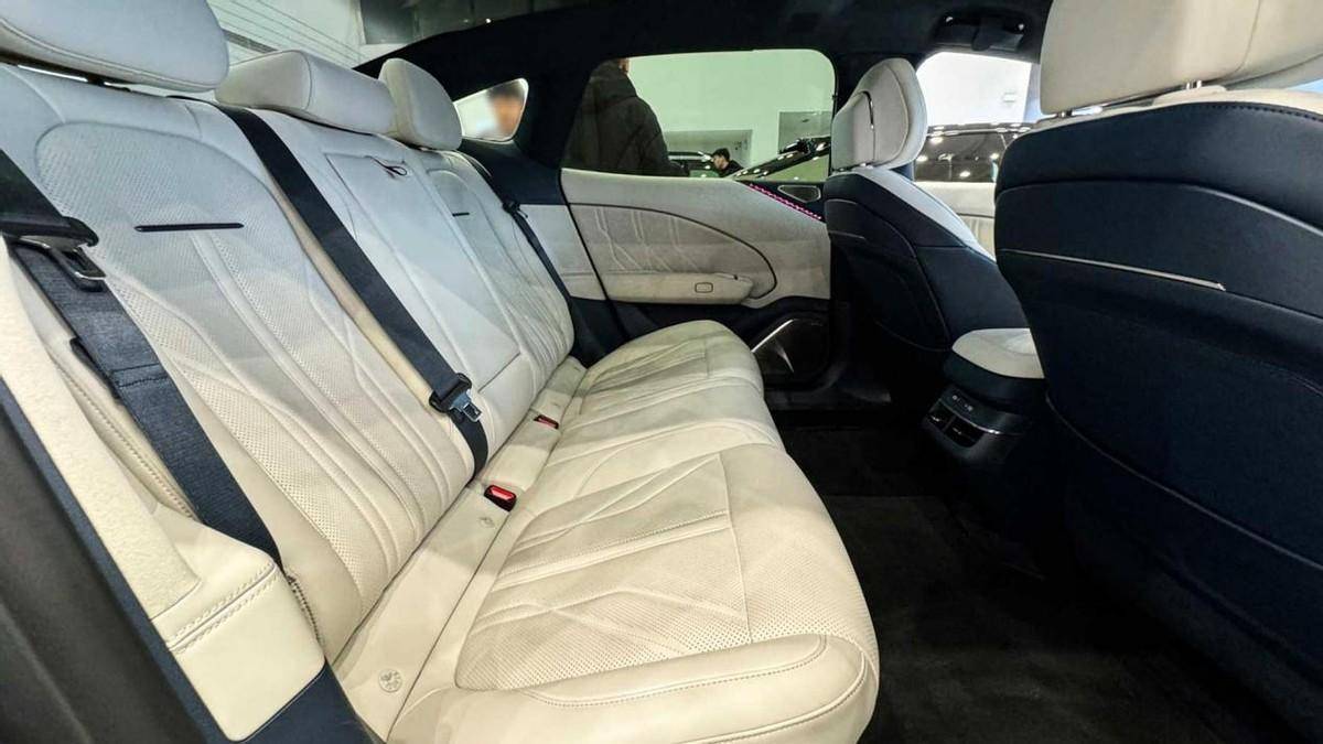 國(guó)貨大戰(zhàn),小米SU7對(duì)比極氪007,20萬(wàn)級(jí)到底選誰(shuí)