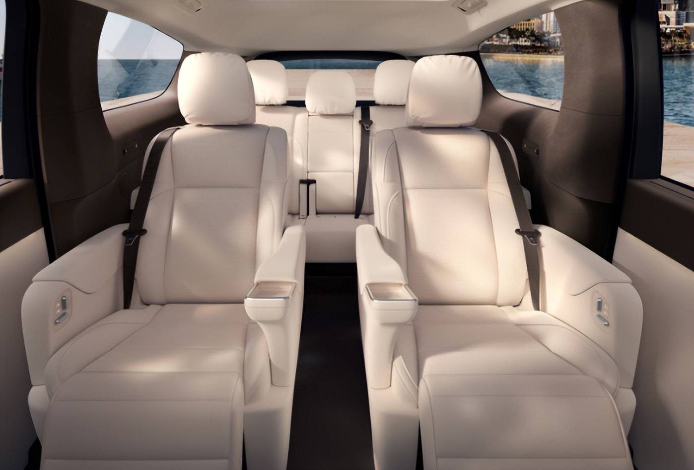 MEGA周銷量跌到200多臺,理想首款電動MPV宣告失敗?