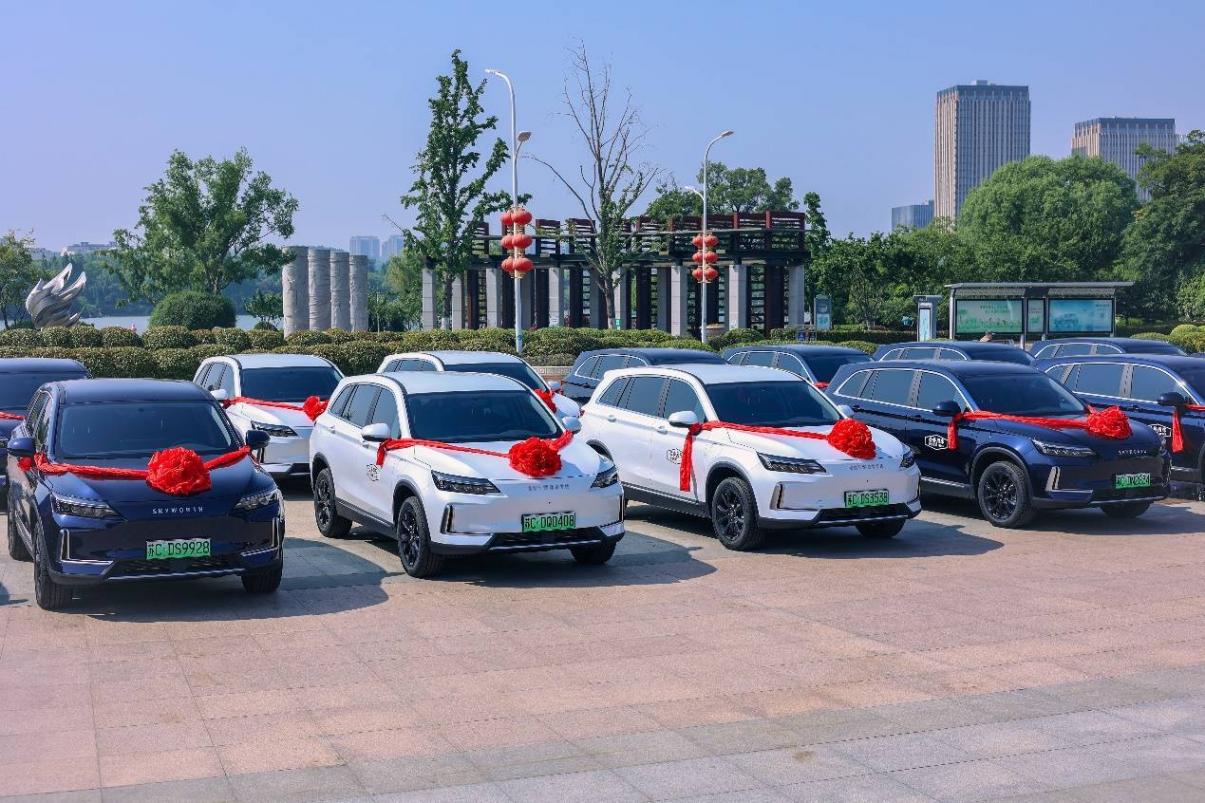 經開區創維汽車車輛交接儀式順利舉行, 守護綠色出行助力低碳發展