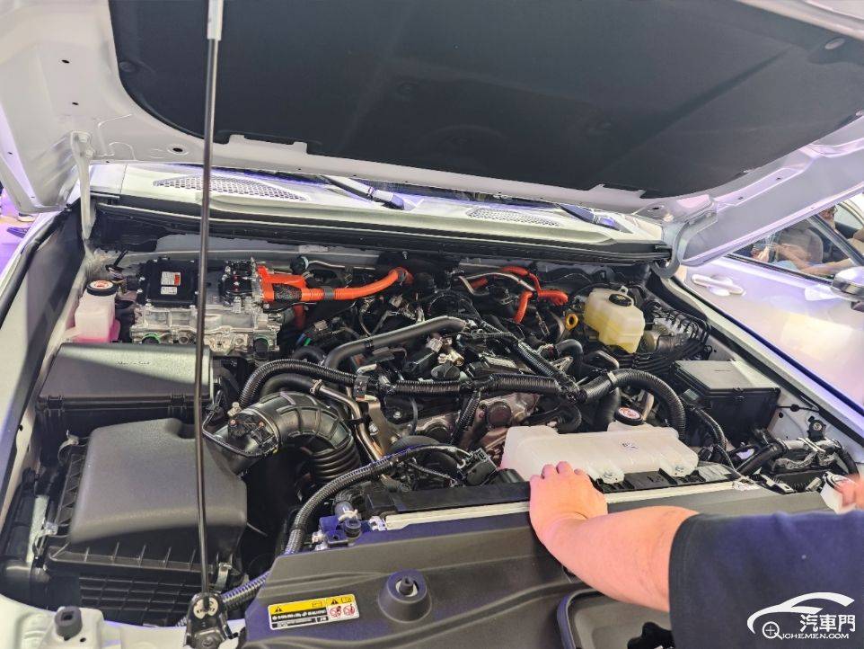 2024北京車展實拍:福特烈馬VS普拉多 16