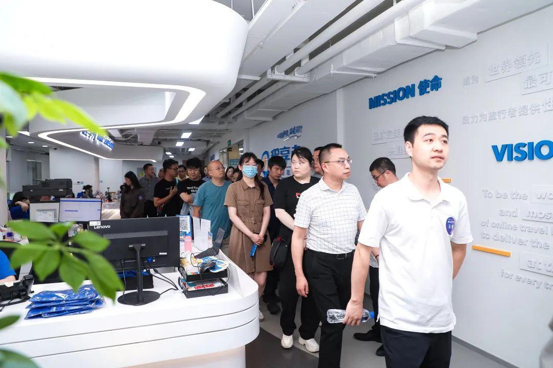 上海25位青年創業者深度探訪了長寧這些地方