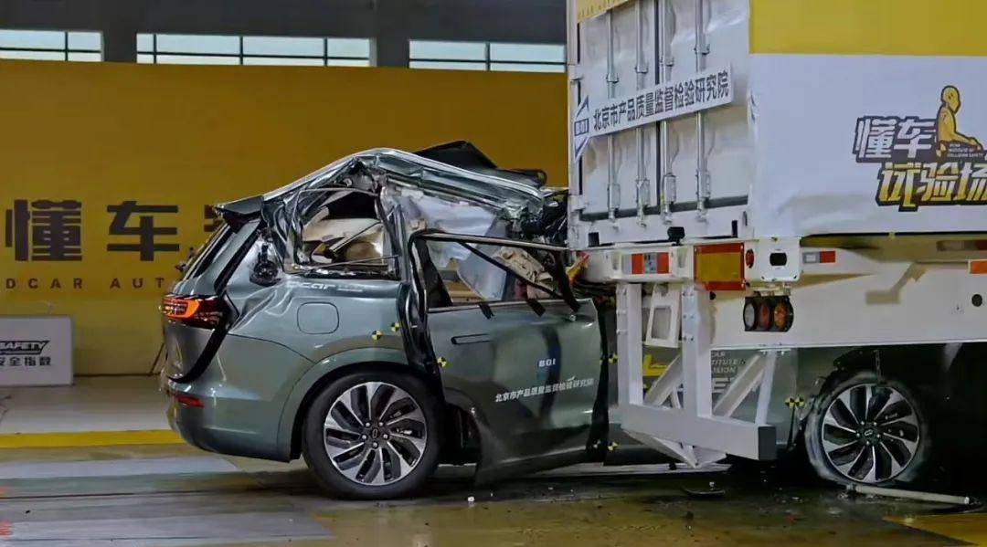 30款熱門車型碰撞測試考了沒劃重點的內(nèi)容,車企集體懵圈