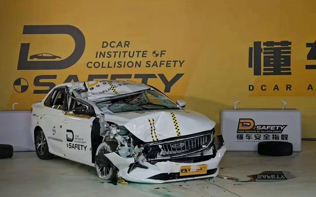 30款熱門車型碰撞測試考了沒劃重點的內(nèi)容,車企集體懵圈