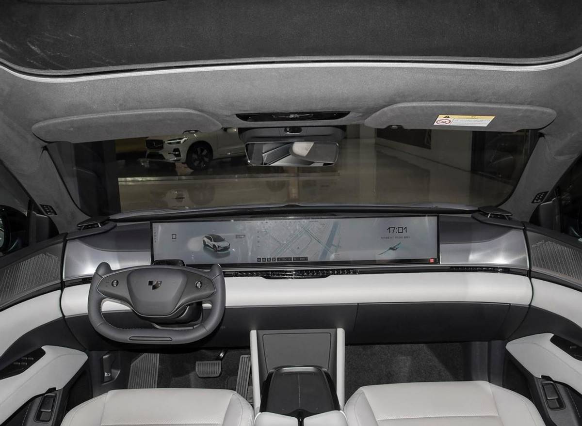 科幻座艙+超大空間,很多人看完極越01后直呼:樂道L60不香了!