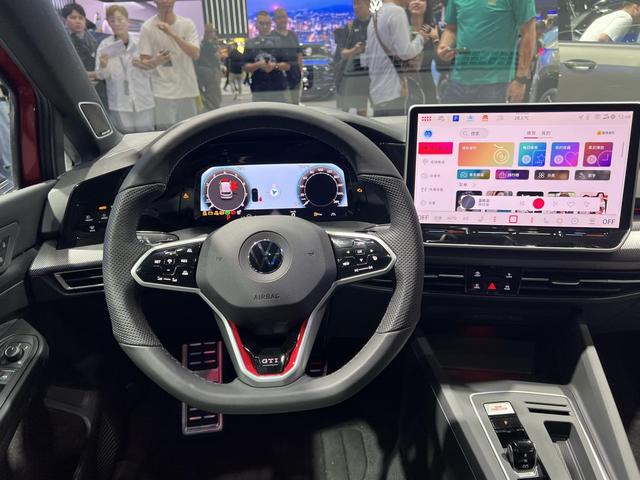 在新能源時代，你是否還有“小鋼炮”情懷？全新高爾夫家族亮相-有駕