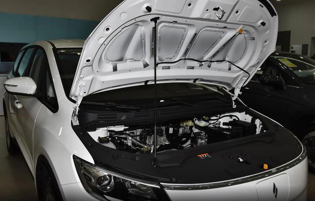 定位緊湊型MPV，13.78萬起售，睿藍8體驗如何？-有駕