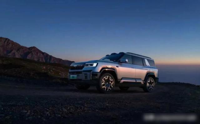 智能硬派新旗艦——方程豹豹8正式上市-有駕