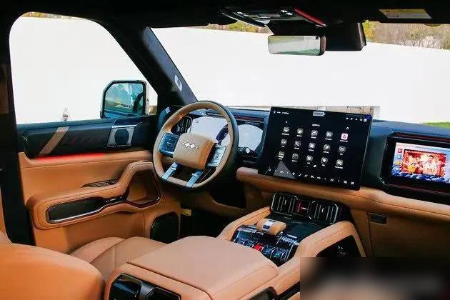 智能硬派新旗艦——方程豹豹8正式上市-有駕