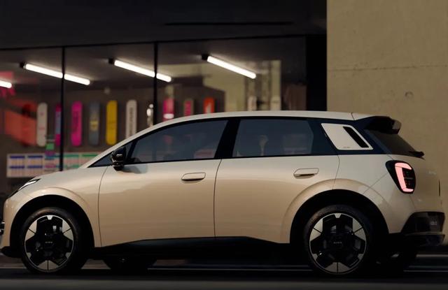 純電小車又多了一個競品，選它還是海豚？-有駕