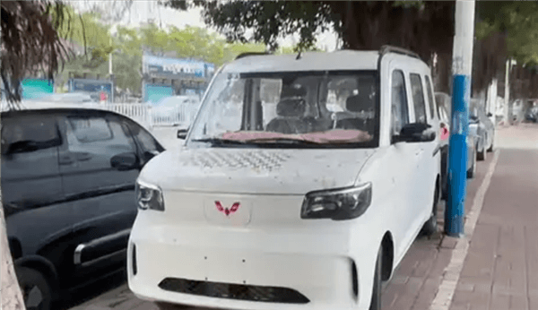 中國人自己的K-car！全新五菱之光EV亮相街頭：預計明年上市開售