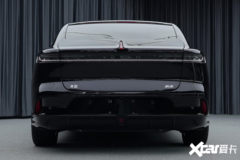 前臉大改!嵐圖新追光PHEV高清實(shí)拍!