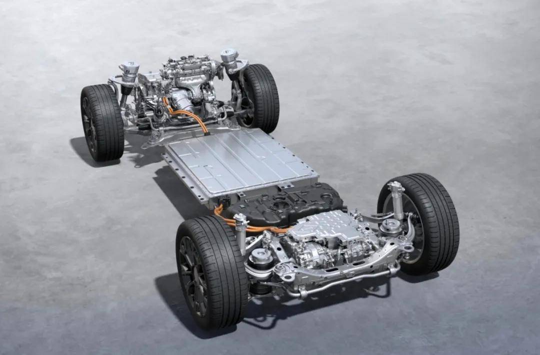 向更高端進階!領克史上最高端旗艦:領克900登場