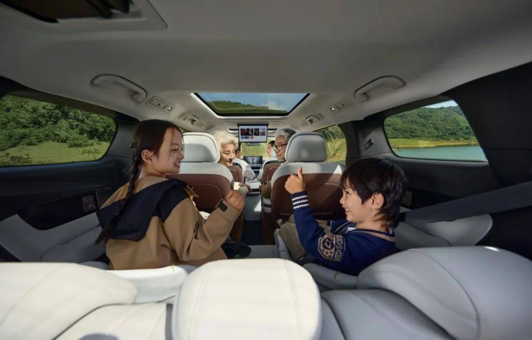 比亞迪夏,干掉賽那還是GL8?