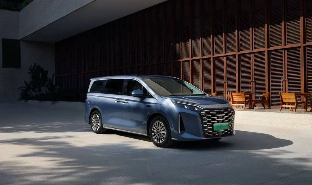 比亞迪夏,干掉賽那還是GL8?