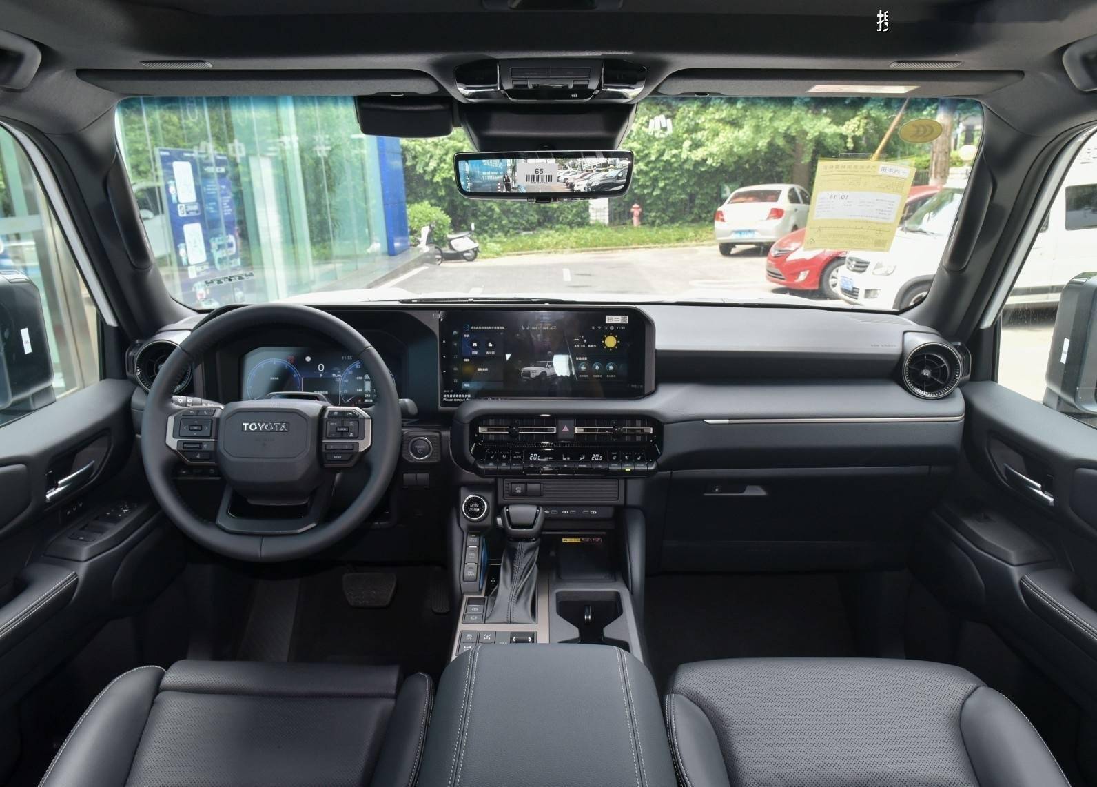 全新豐田普拉多旗艦版2月26日上市,2.4T輕混+全時四驅配置如何?