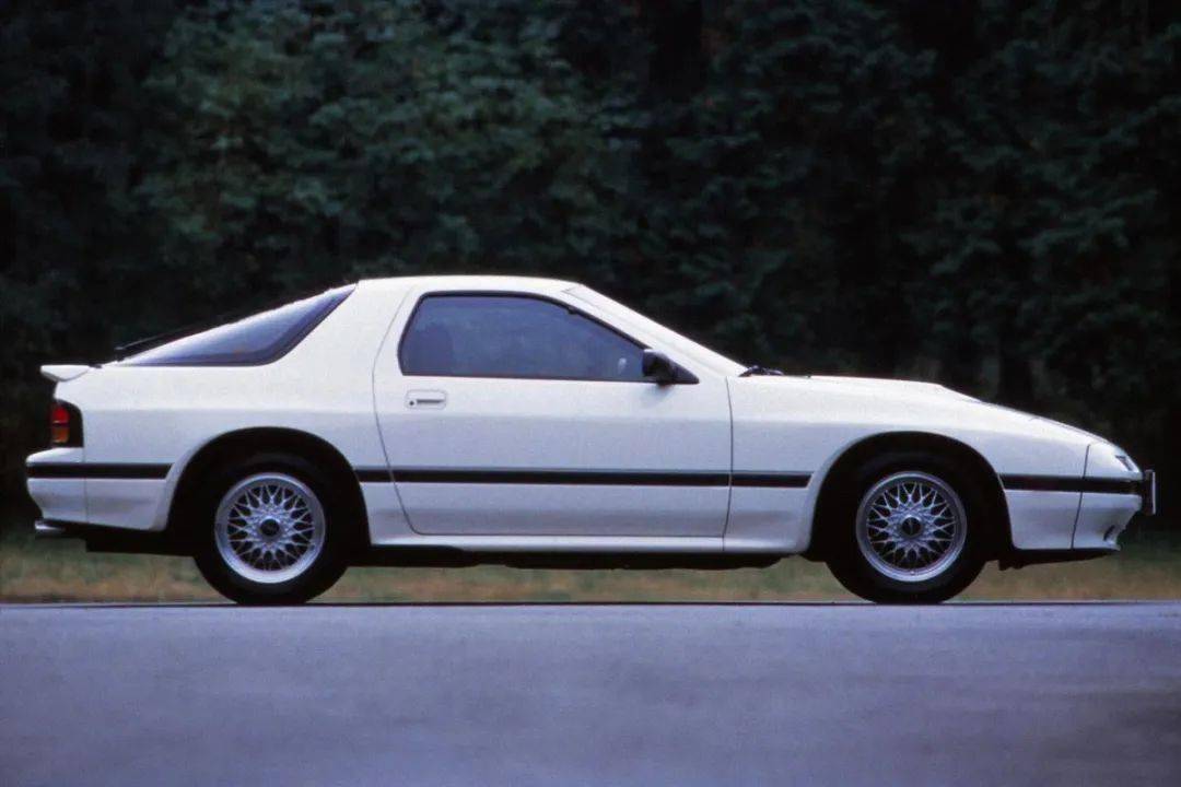 終于有廠家做出合金全開的FC了