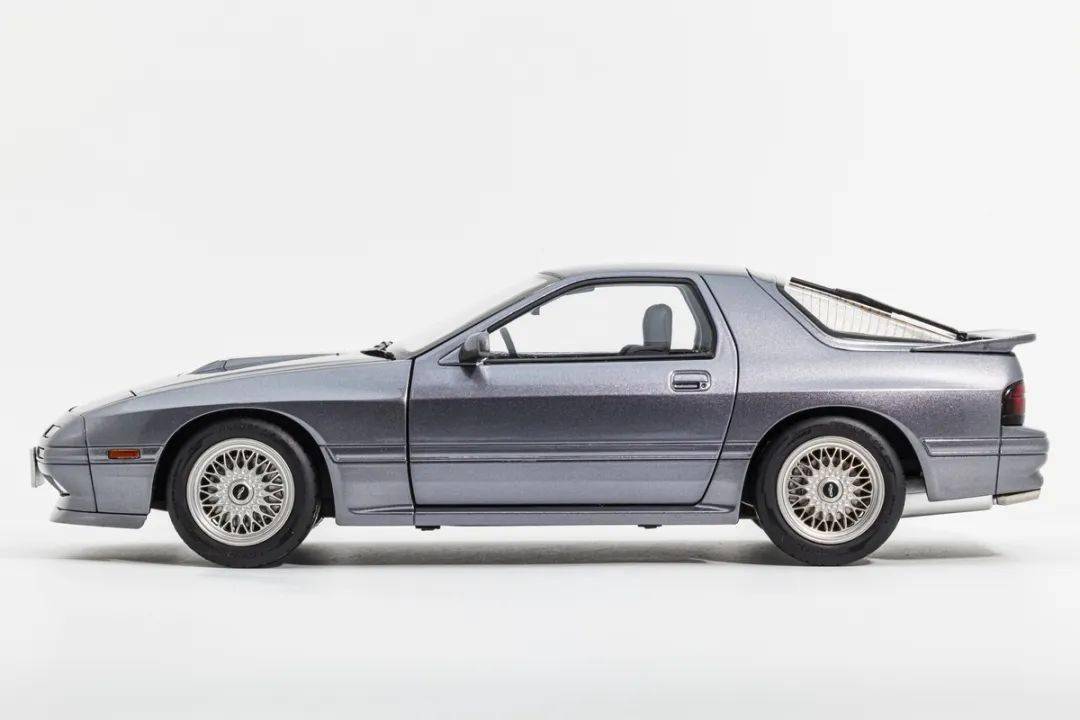 終于有廠家做出合金全開的FC了