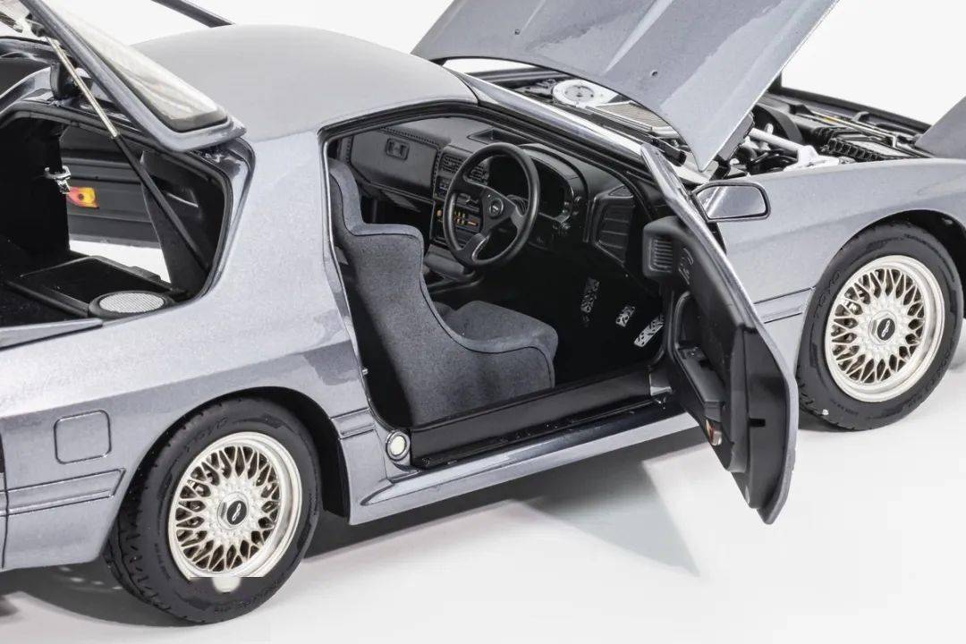 終于有廠家做出合金全開的FC了