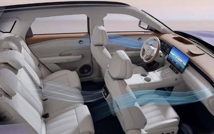 嵐圖FREE+開啟預(yù)售:22.99萬起,全系標(biāo)配華為智駕與鴻蒙座艙