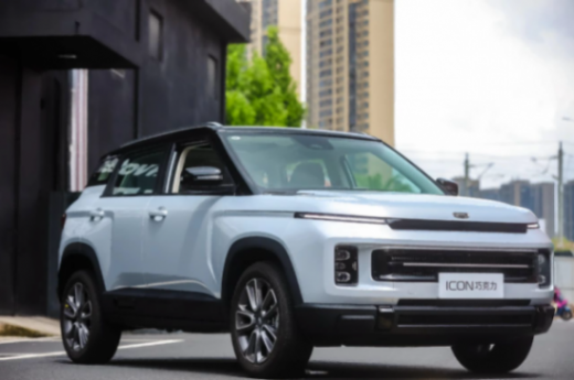 當汽車駛入潮玩牧場,吉利新車發布會玩成「甜蜜派對」