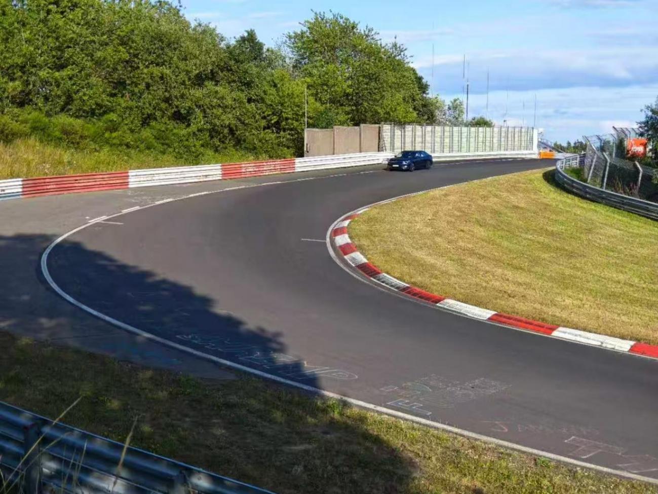 吉利多款車型在紐北賽道進(jìn)行測(cè)試標(biāo)定