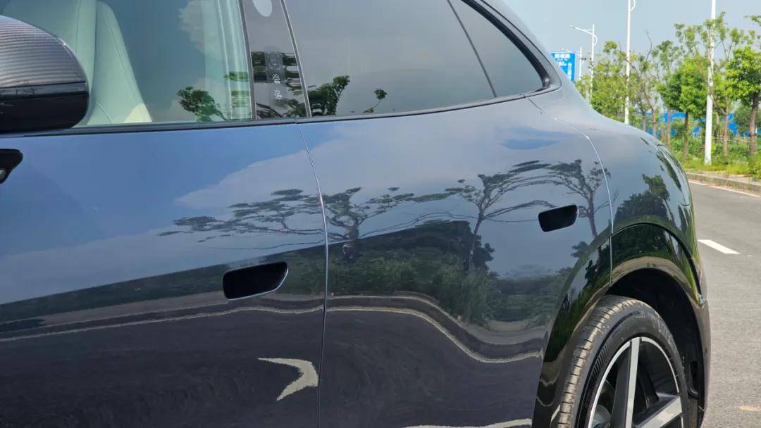 小米YU7一周用車總結 優點缺點大曝光