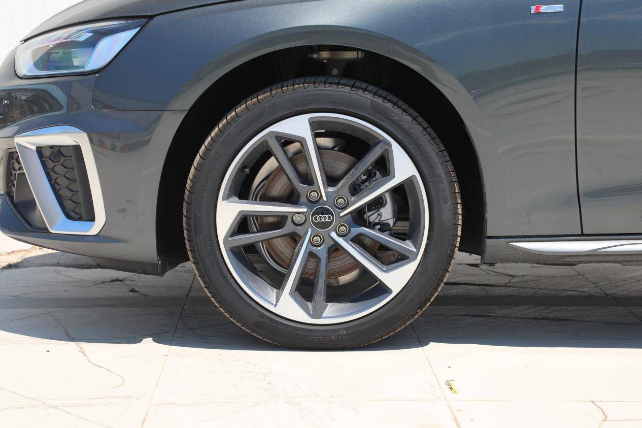 超200萬用戶的選擇,奧迪A4L為什么能成保值硬通貨?