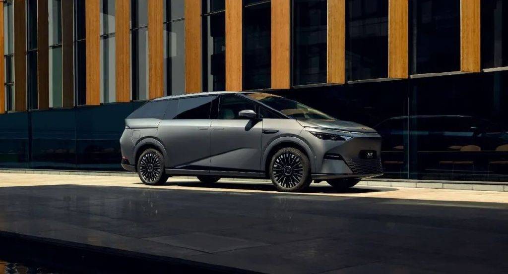 MPV價(jià)格戰(zhàn)白熱化!小鵬X9直降4萬(wàn),本田雙雄最高優(yōu)惠7.9萬(wàn)