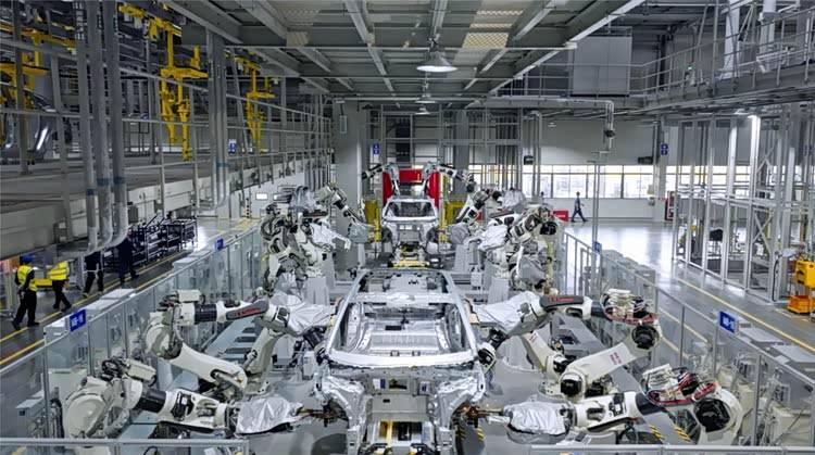 新央企鼎力托舉,阿維塔以智能新豪華改變市場格局