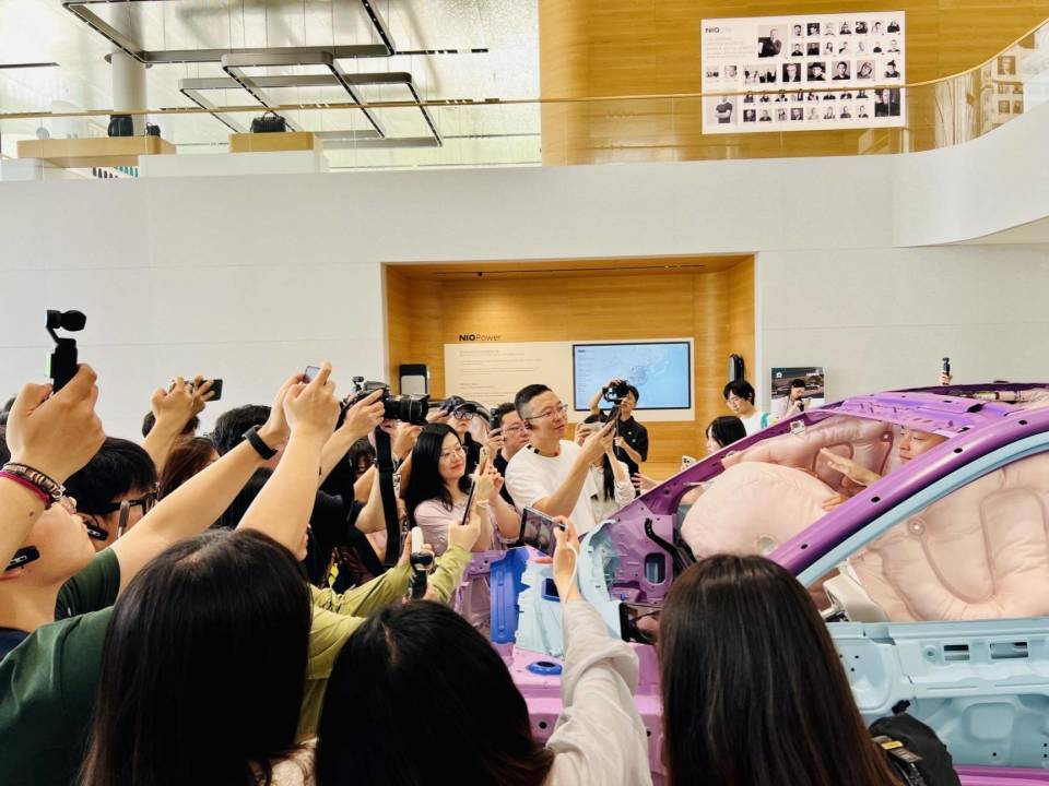 精品小車何以撞出高級安全?中保研成績單背后的“秘密”