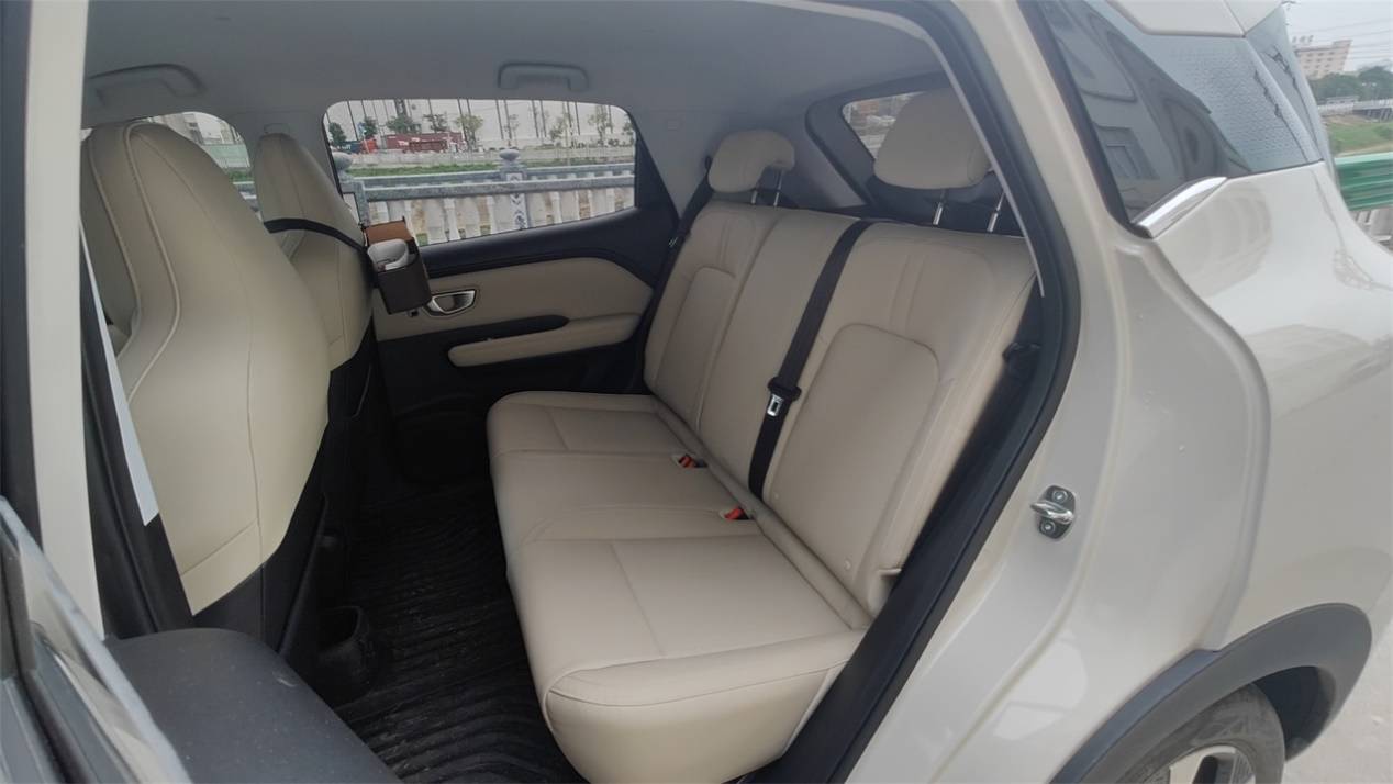 獨立試駕五菱繽果PLUS:3萬多的工具車,但不是廉價“老頭樂”