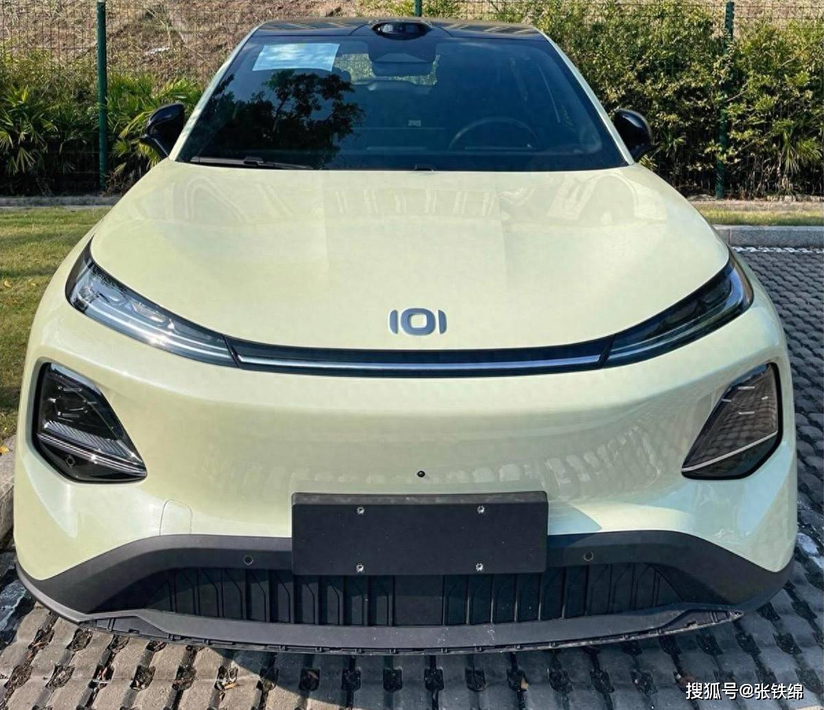 長安啟源Q05實車曝光,外觀很前衛時尚,車長4435mm,續航506km