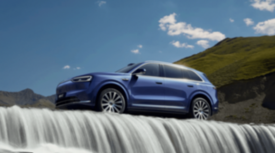 30萬級豪華車市場,全新問界M7為何是消費者繞不開的一臺車?