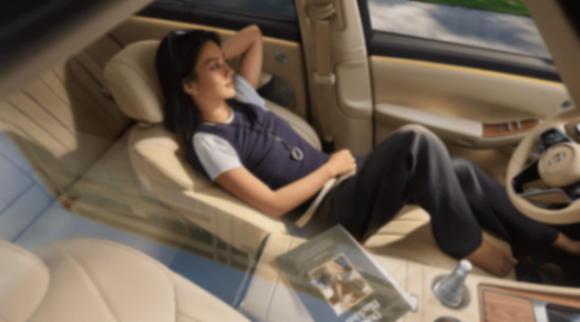 30萬級豪華車市場,全新問界M7為何是消費者繞不開的一臺車?