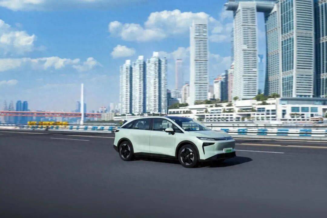 不是蔚小理!哈啰萬臺Robotaxi訂單,為何選中了“傳統”啟辰?