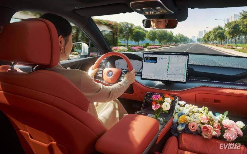 比亞迪唐DM-i智駕版175KM長續(xù)航版上市,開啟家庭出行新篇章