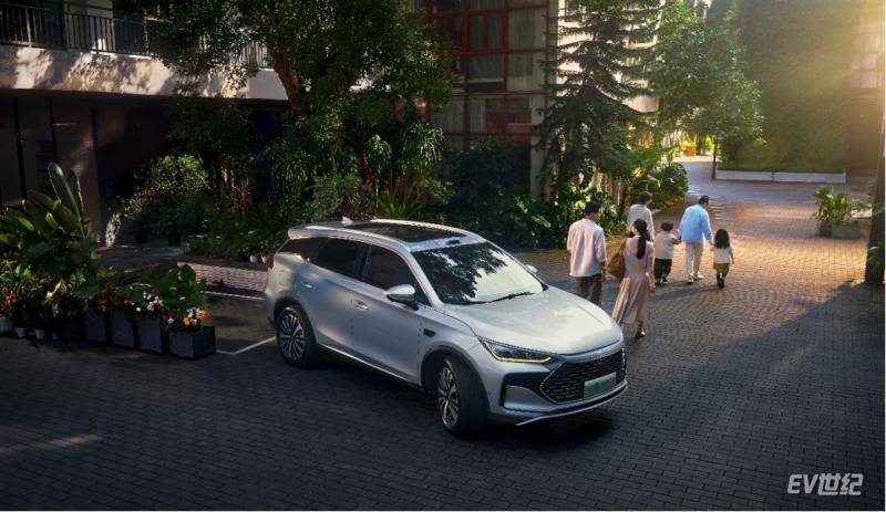 比亞迪唐DM-i智駕版175KM長續(xù)航版上市,開啟家庭出行新篇章