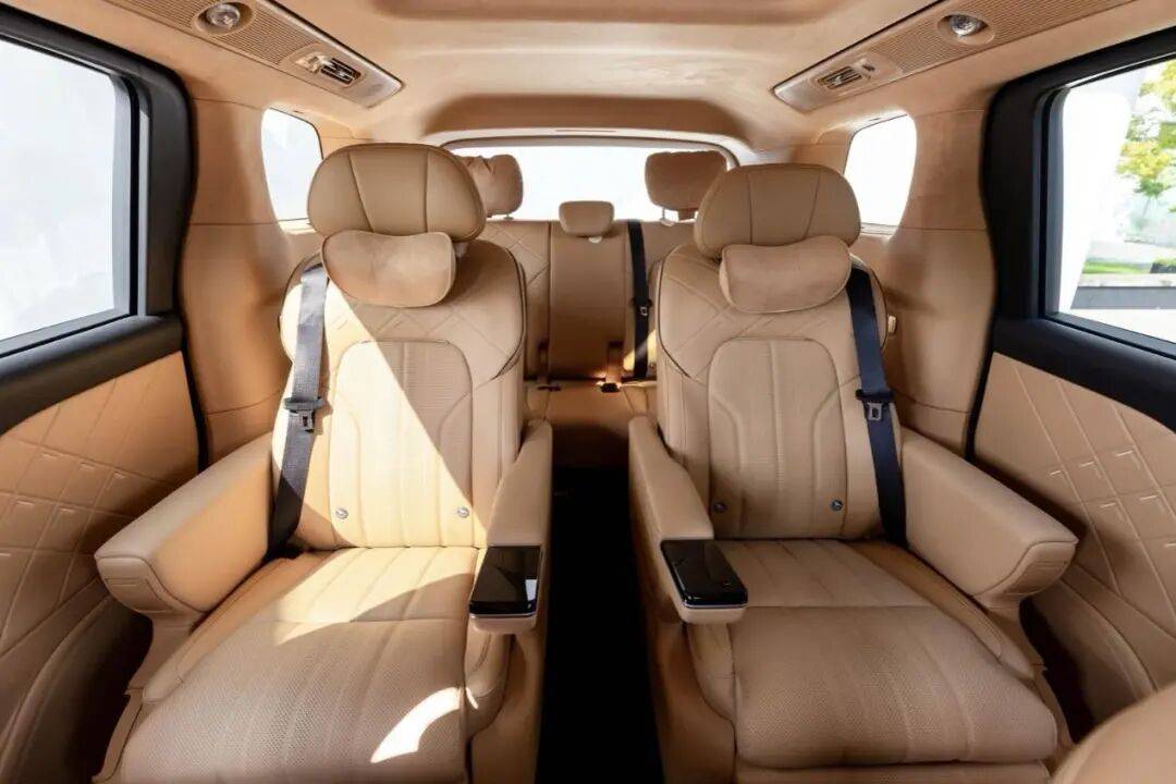 嵐圖汽車正式上市其最新款MPV——2026款嵐圖夢想家,上市發布會選擇在上海