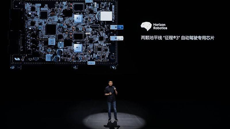 上百萬老車升級難?最嚴國標將出臺,華為特斯拉參與