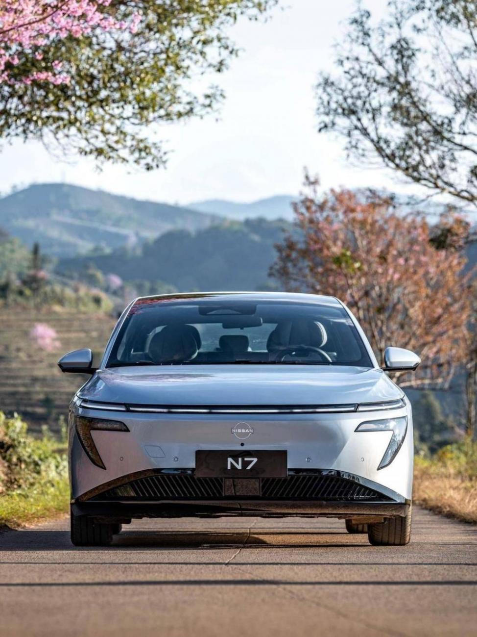 動不動就大定破萬?中國新能源汽車的“泡沫”,到底啥時候戳破?