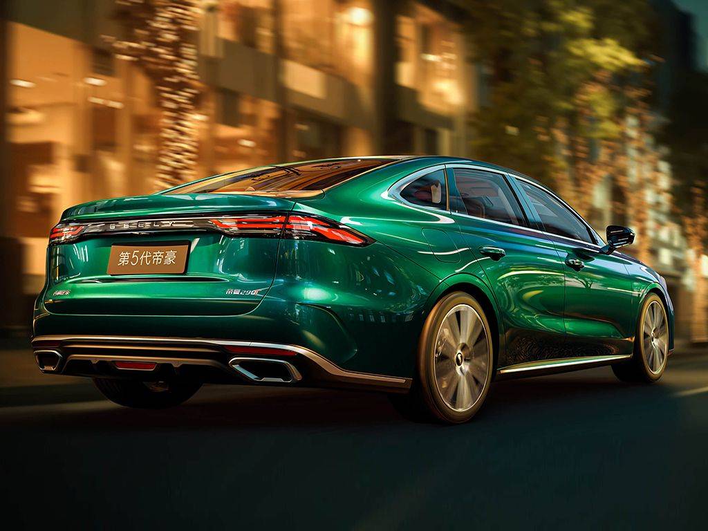 第5代帝豪四季度上市,外觀更帥、換1.5T動(dòng)力,6萬起繼續(xù)大賣?