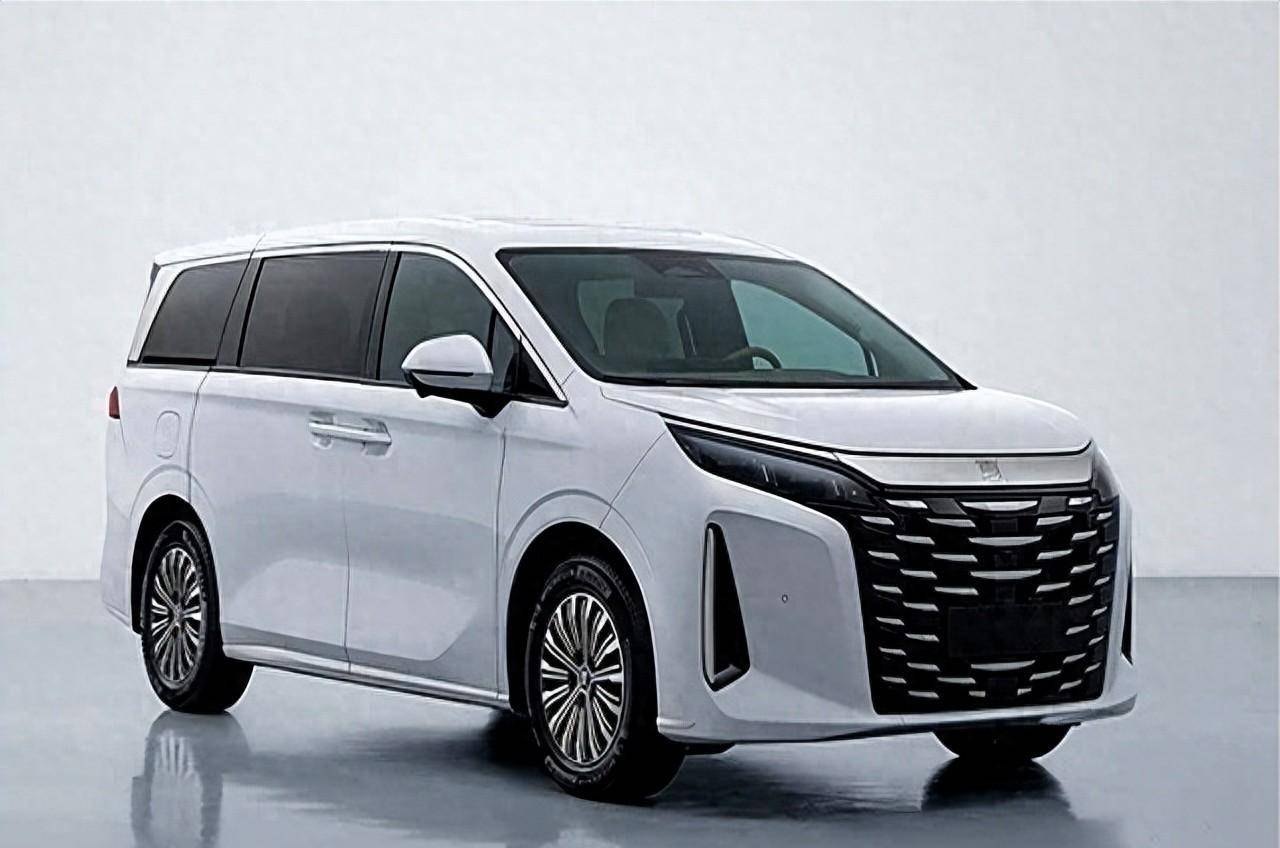 比亞迪四季度新車規劃:夏PRO、宋L GT、騰勢D9L要來!