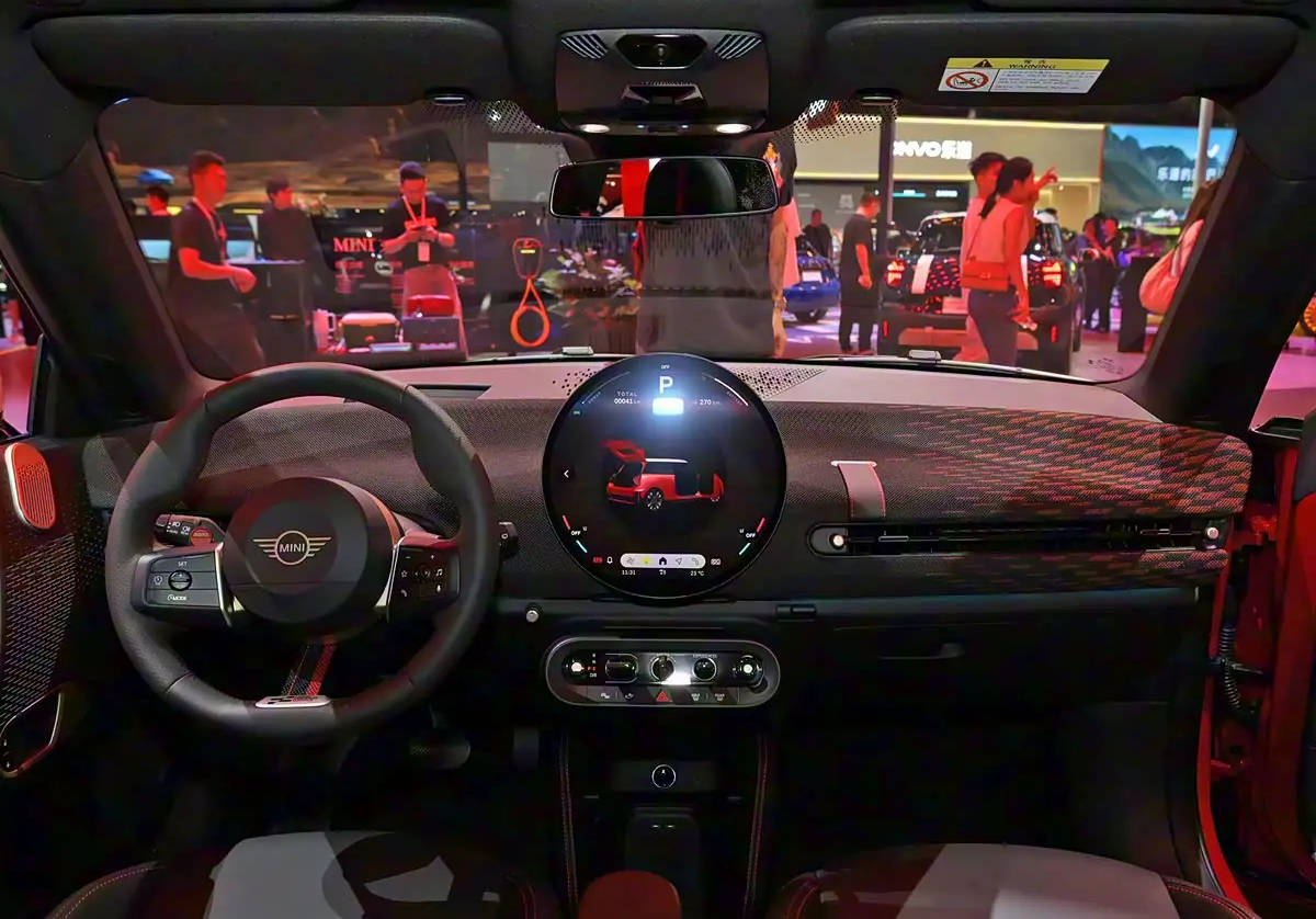 24.68萬起售 電動MINI JCW 蒙特卡洛之夜60周年紀念版上市