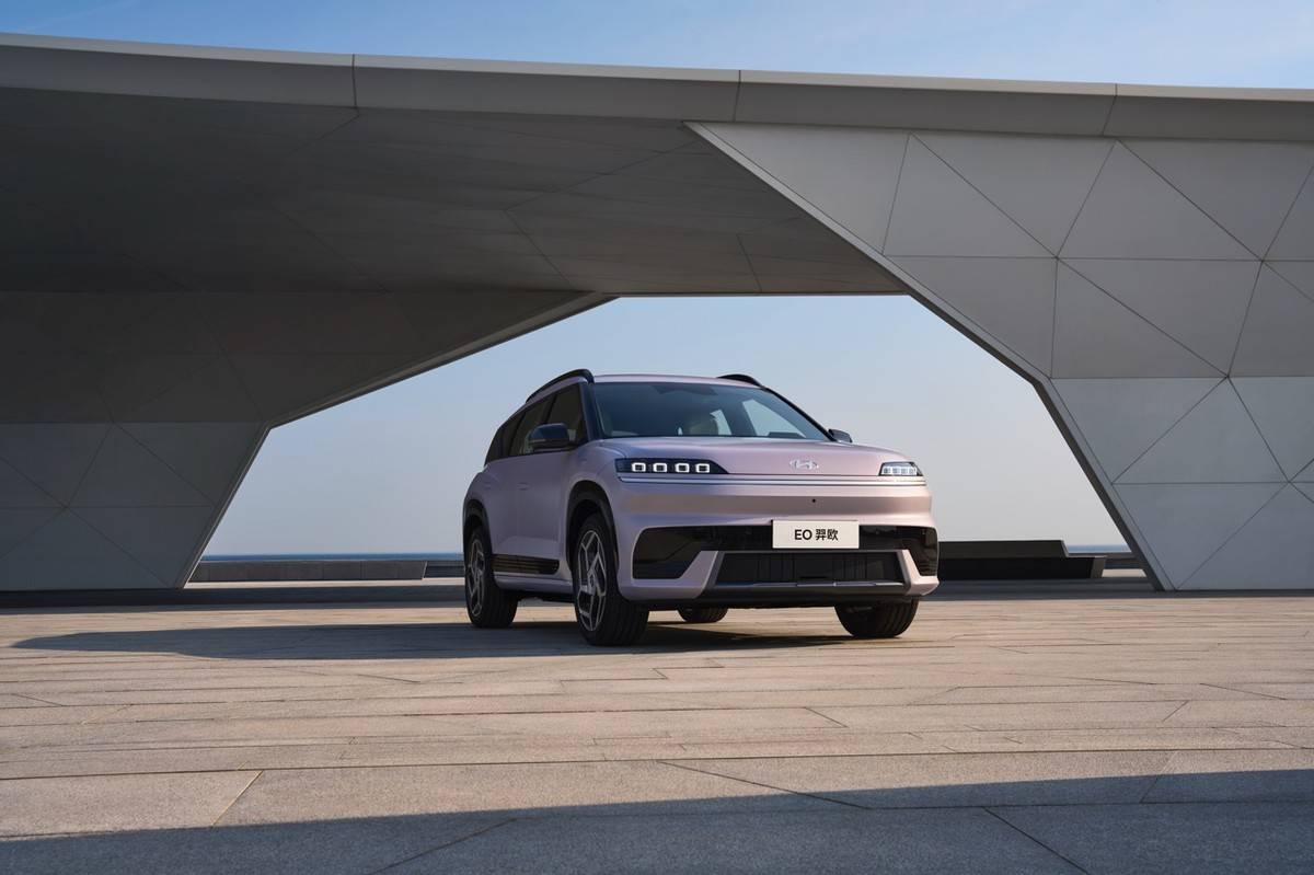 北京現(xiàn)代首款純電平臺(tái)SUV羿歐開(kāi)啟預(yù)售 13萬(wàn)元起
