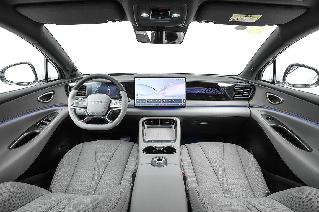 價格低的套路多,配置豪華的沒幾個,淺析全新深藍S07的成功之道