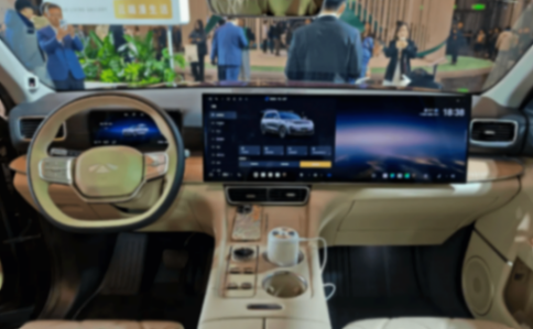 奇瑞風(fēng)云T11正式上市!17.99萬(wàn)起的大六座SUV,這配置真的殺瘋了