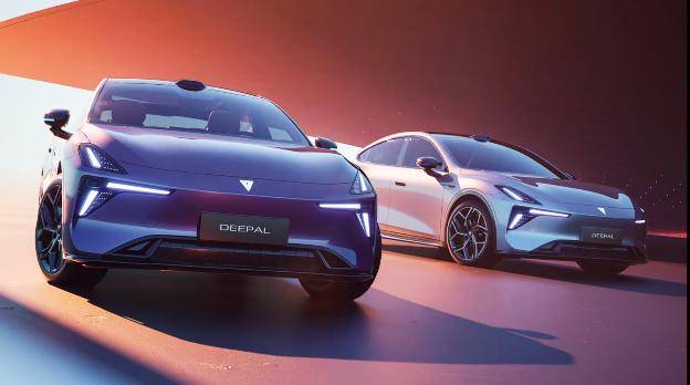 深藍(lán)L06全球預(yù)售:20萬級電動轎跑 激光雷達(dá)+磁流變懸架引領(lǐng)未來