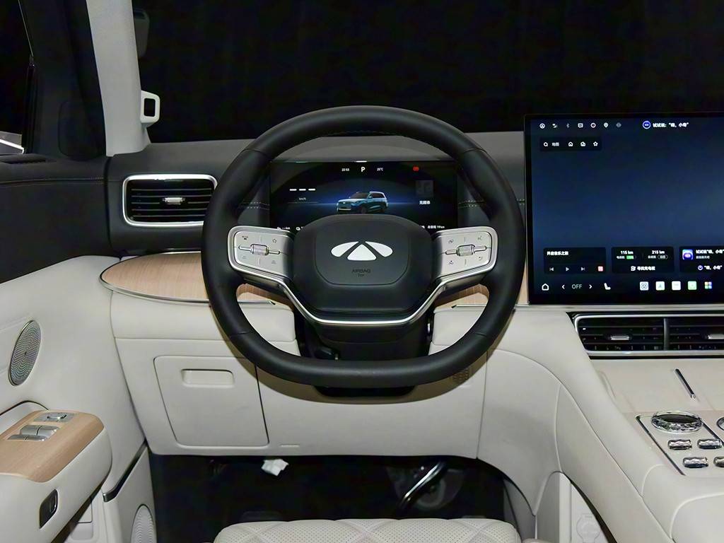 限時置換價17.99萬起,將風云T11與銀河M9對比完,我好像悟了