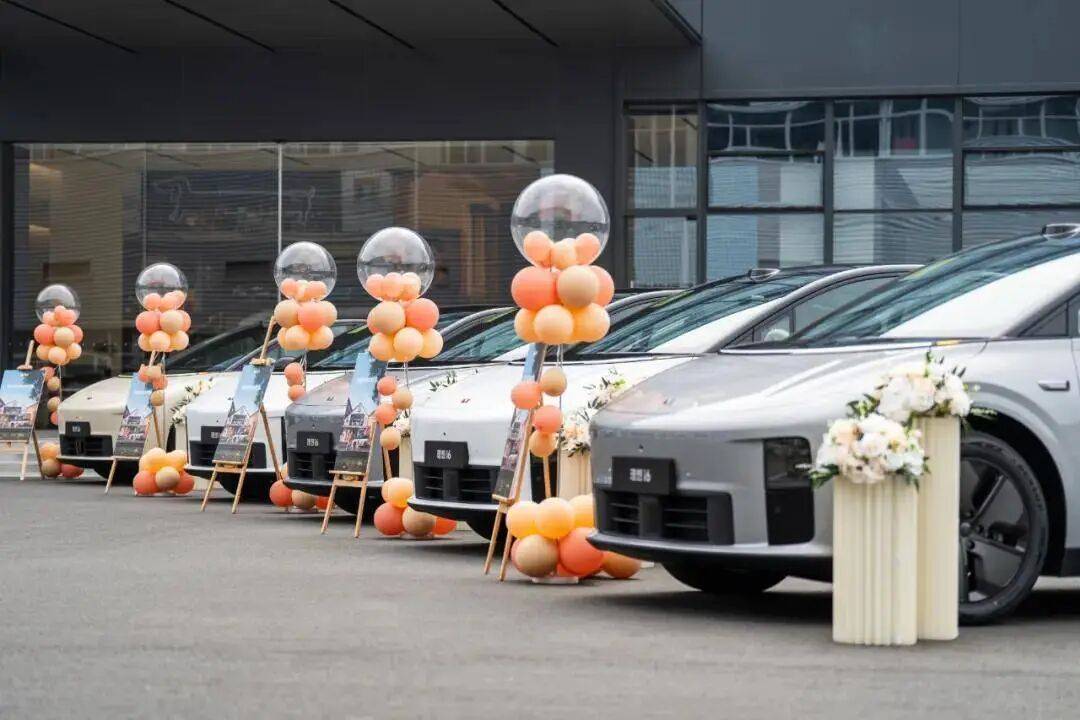 新勢力10月銷量丨蔚來上,理想下!小米、小鵬到底誰第二?