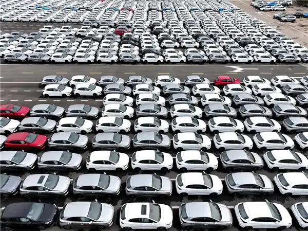 知情人士:市監(jiān)局正討論虛假營銷認定方法 后續(xù)對汽車行業(yè)進行治理 知情人士:市監(jiān)局正討論虛假營銷認定方法 后續(xù)對汽車行業(yè)進行治理